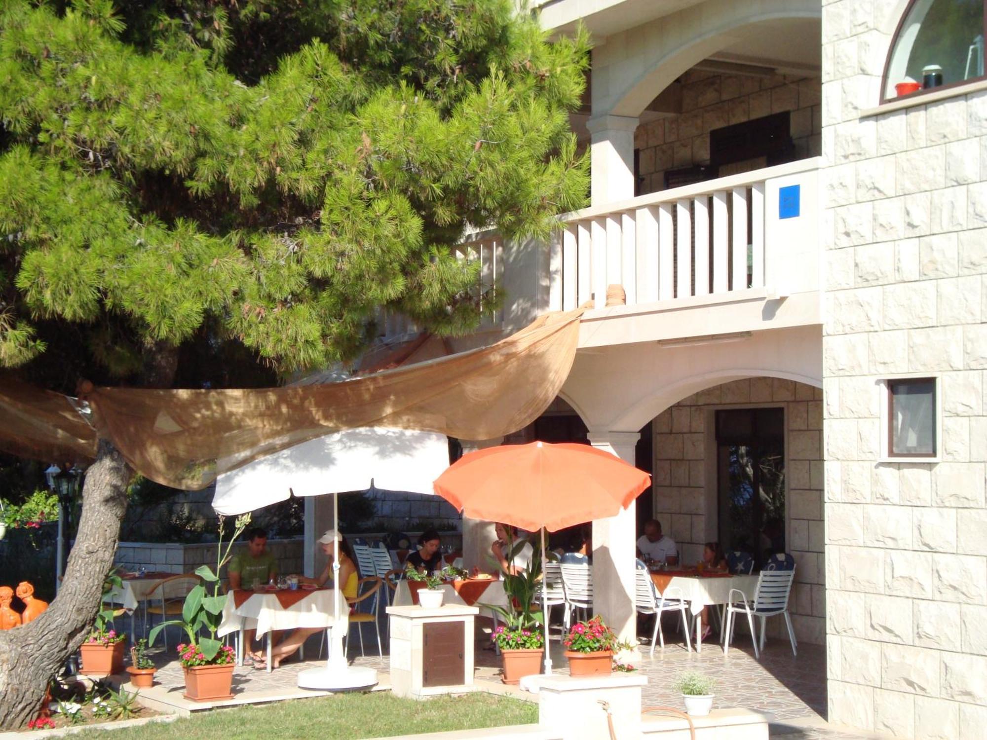 Villa Adagio Apartments Sumartin Exterior photo